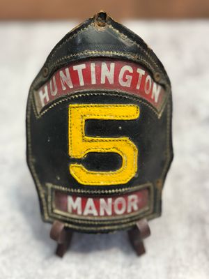 WCS - 5 Huntington Manor Shield