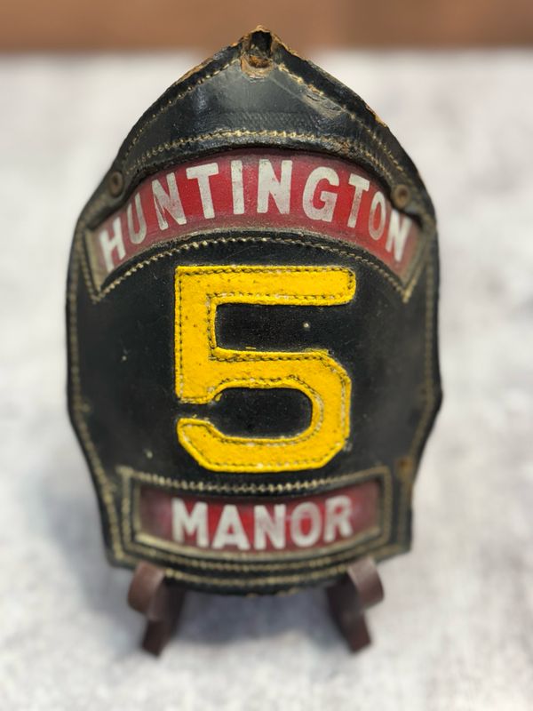 WCS - 5 Huntington Manor Shield