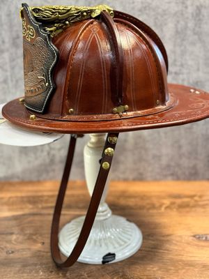 WCLCSNATNQR- Natural Brown Leather Chinstrap With Brass Snaps And  No Quick Release.