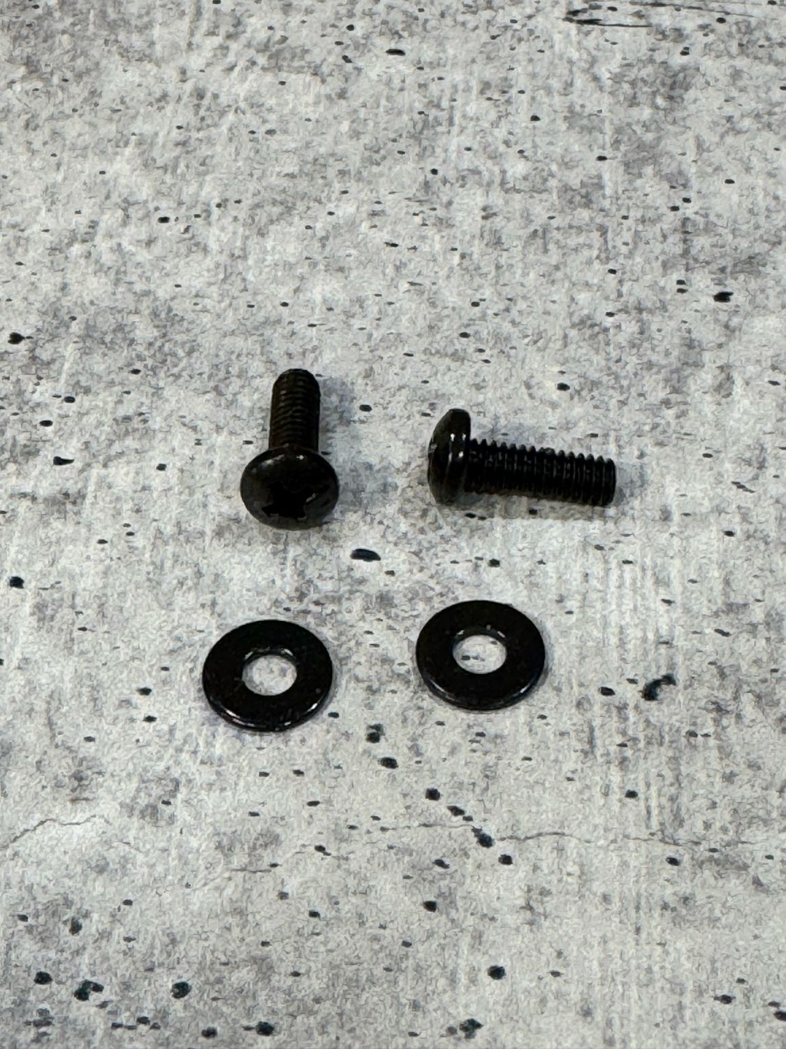 WCME - Shield Screws  for composite helmets 