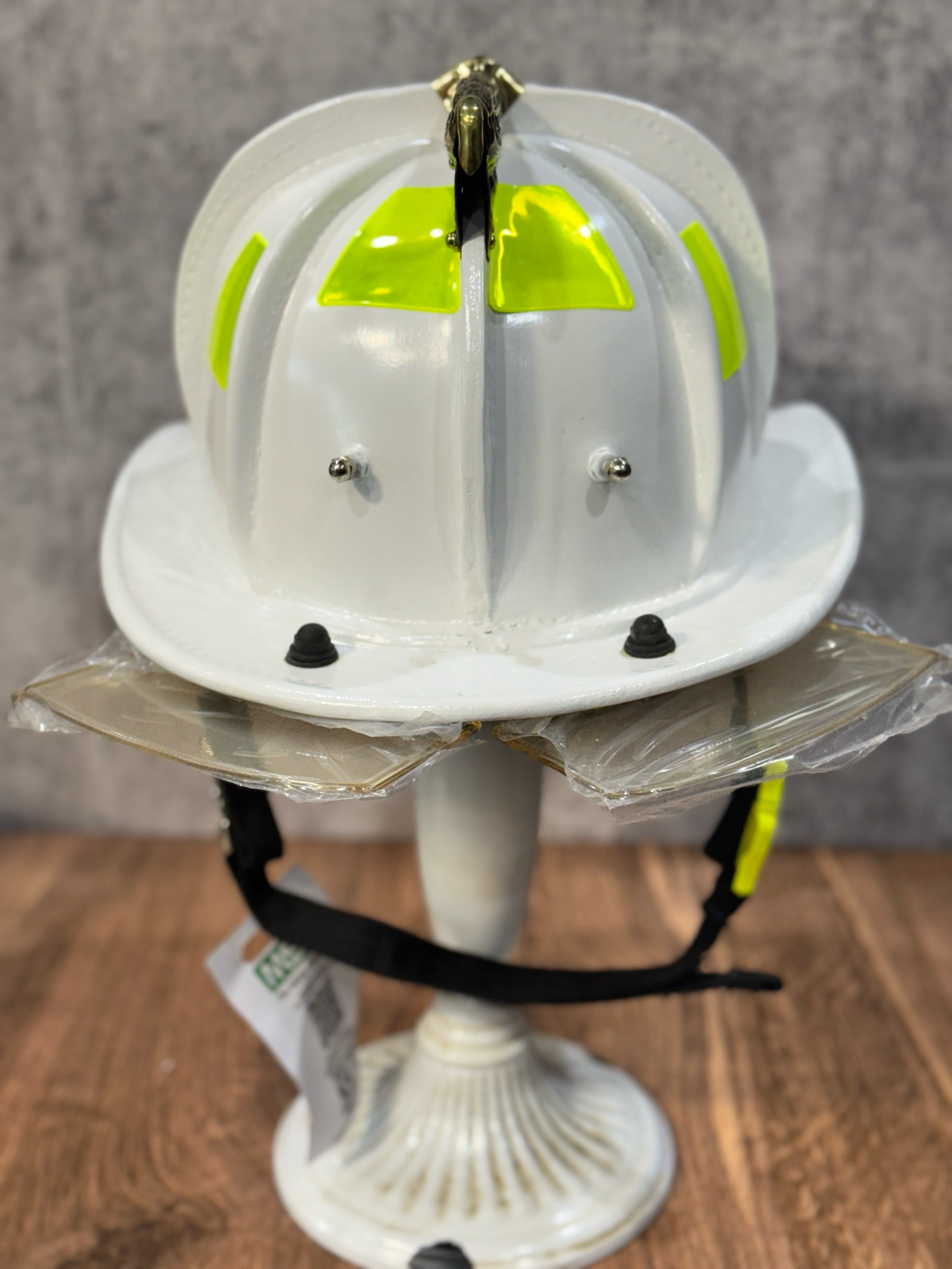 2023 Sam Houston size LARGE