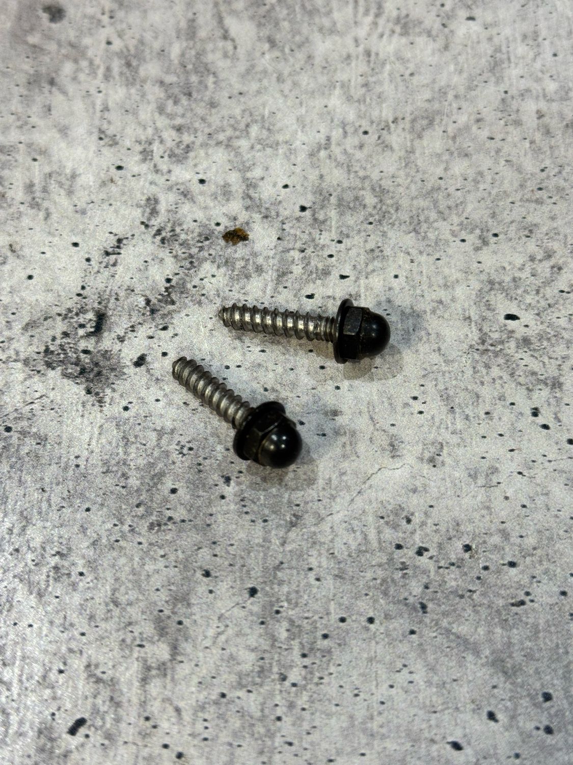 WCBFSTDBLK - Ben Franklin 2, 3 shield studs black 