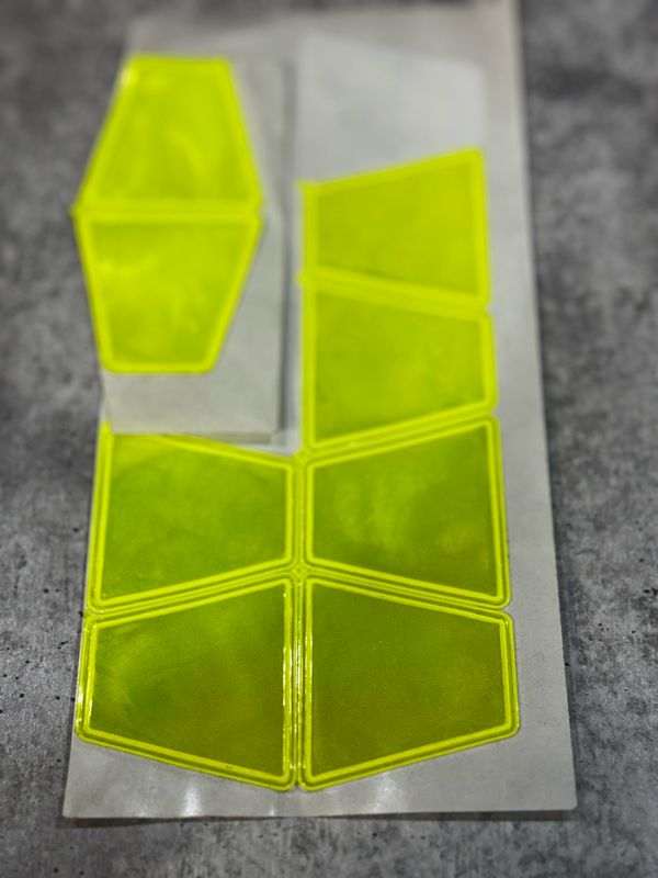 WCGST - Smooth Green Reflexlite Tetrahedrons WCGST - Smooth Green Reflexlite Tetrahedrons