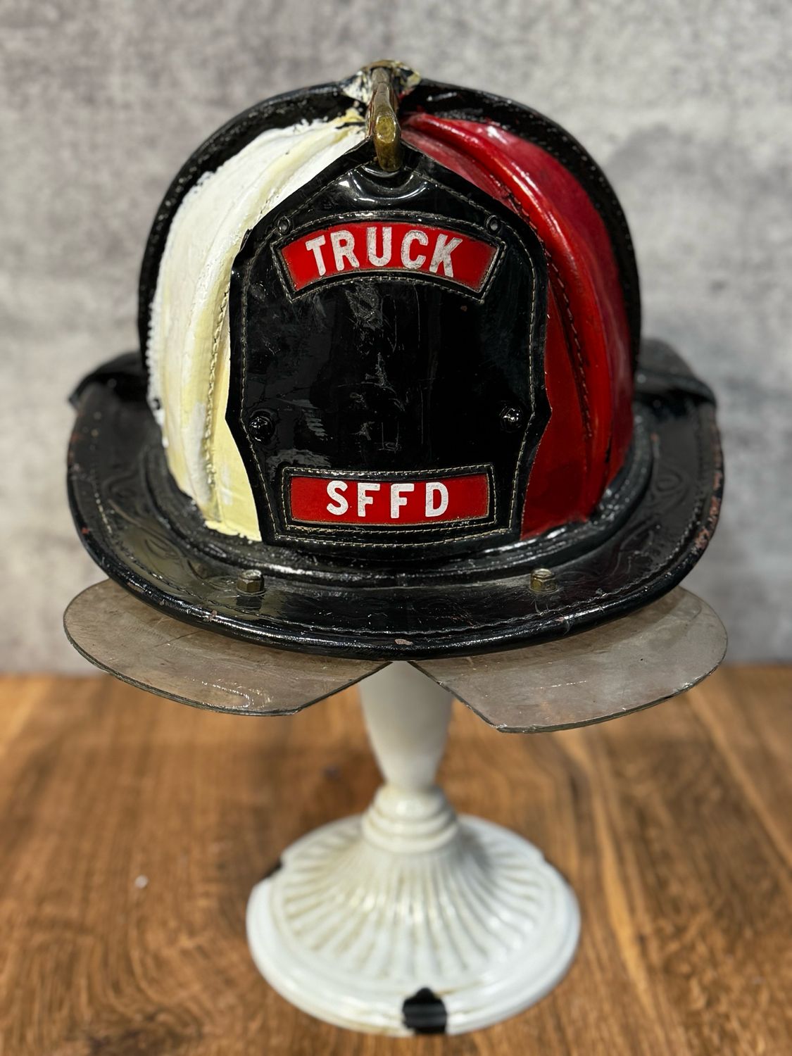 1990 SFFD truck probie helmet , MEDIUM Sam Houston