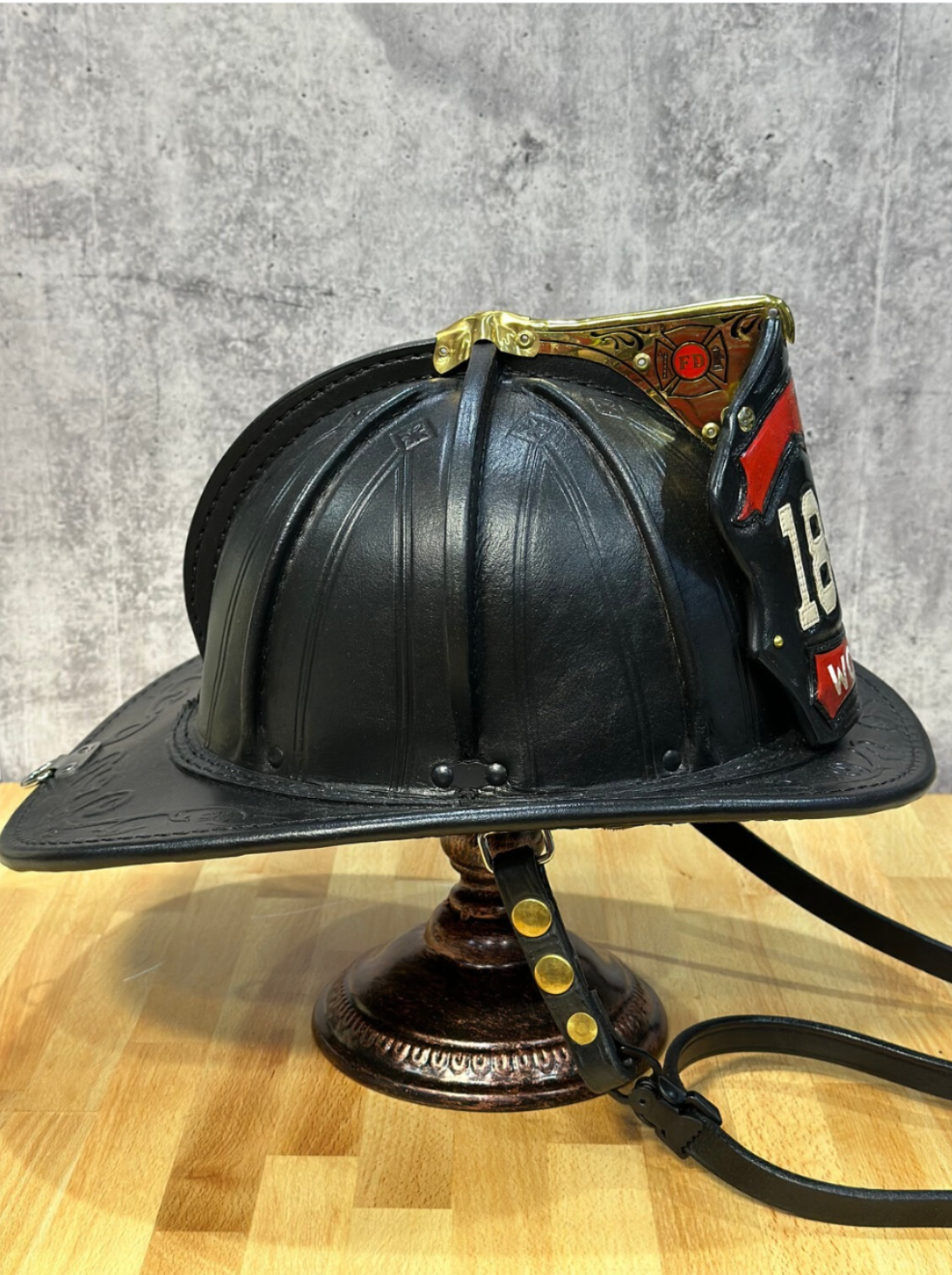 1849 Presentation Leather Helmet