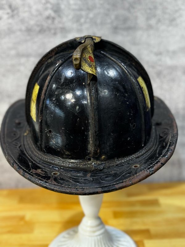 1963/65 New Yorker 5a Boston Fire size Medium up to 7 1/2