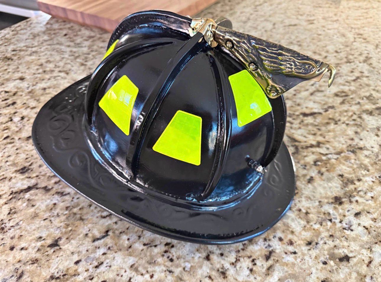 2024 Sam Houston size LARGE 