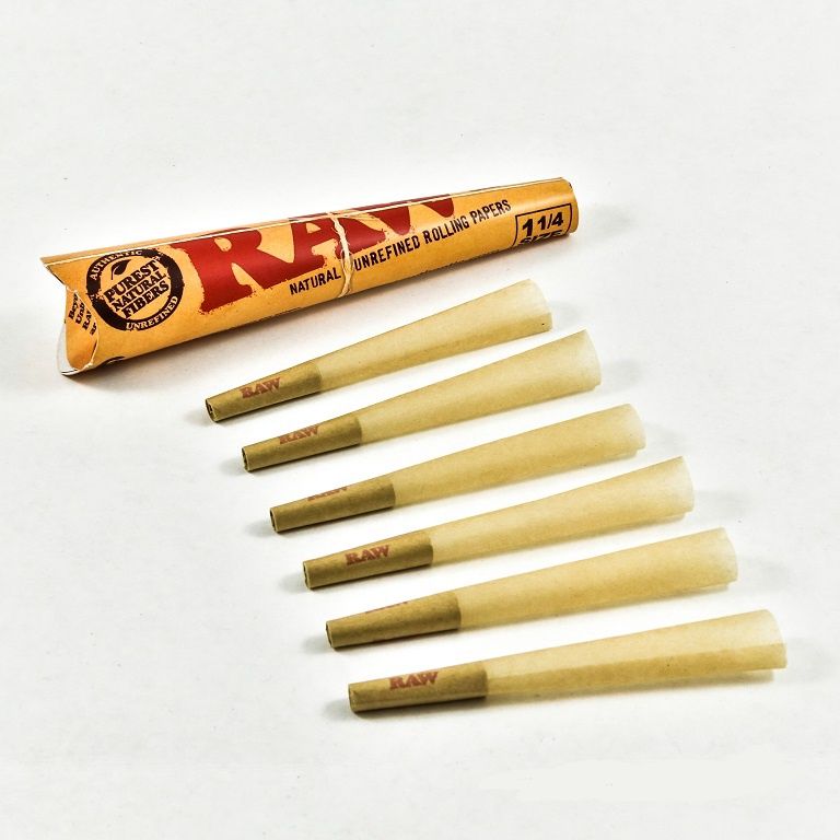 RAW Cones, RAW Pre Rolled Cones: Classic 1 1/4 (6pk)
