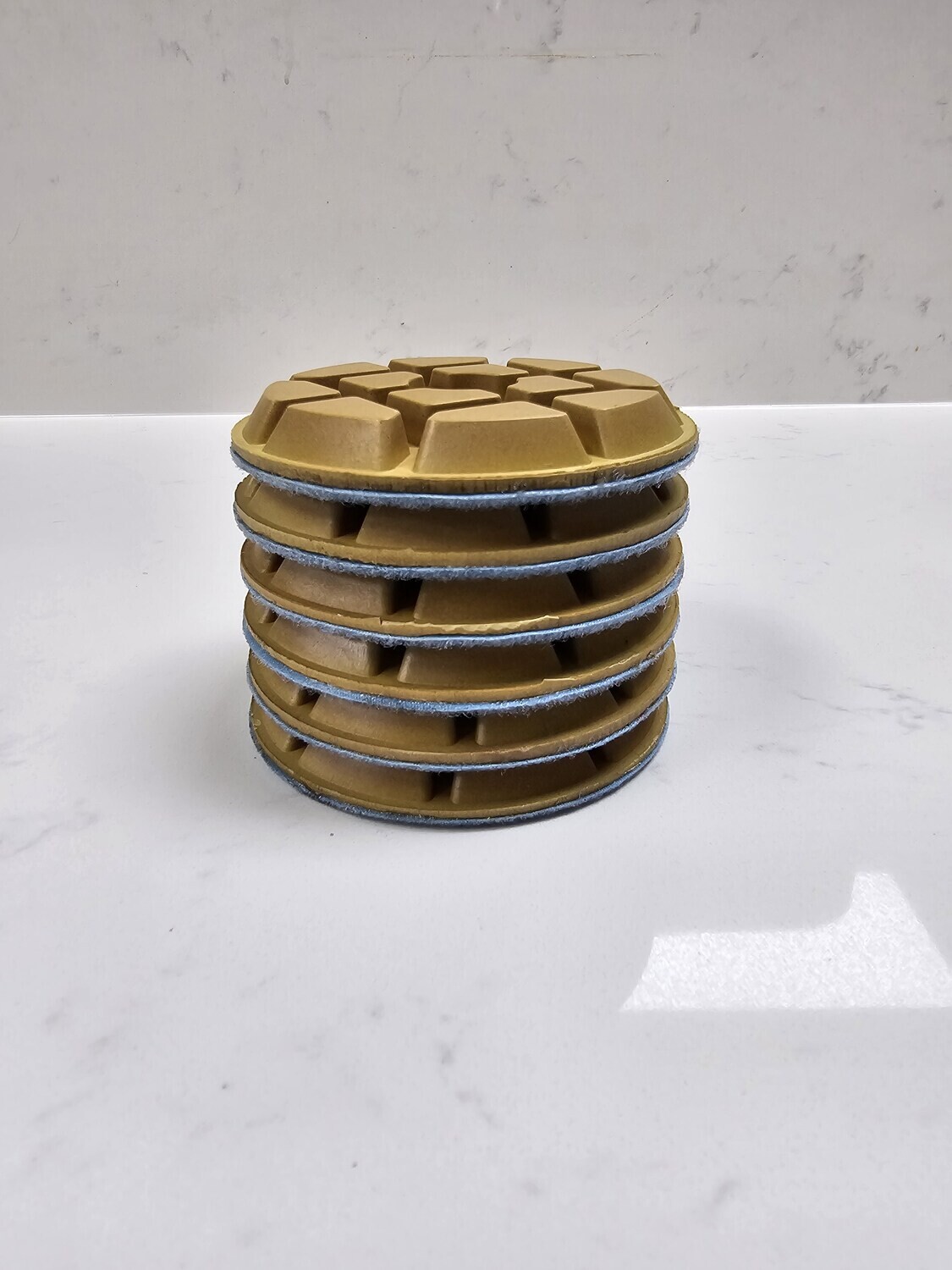 4" Metal Bond Diamond Polishing Pad 1800 Grit for Concrete, Marble, and Granite Floors  -  Wet / Dry