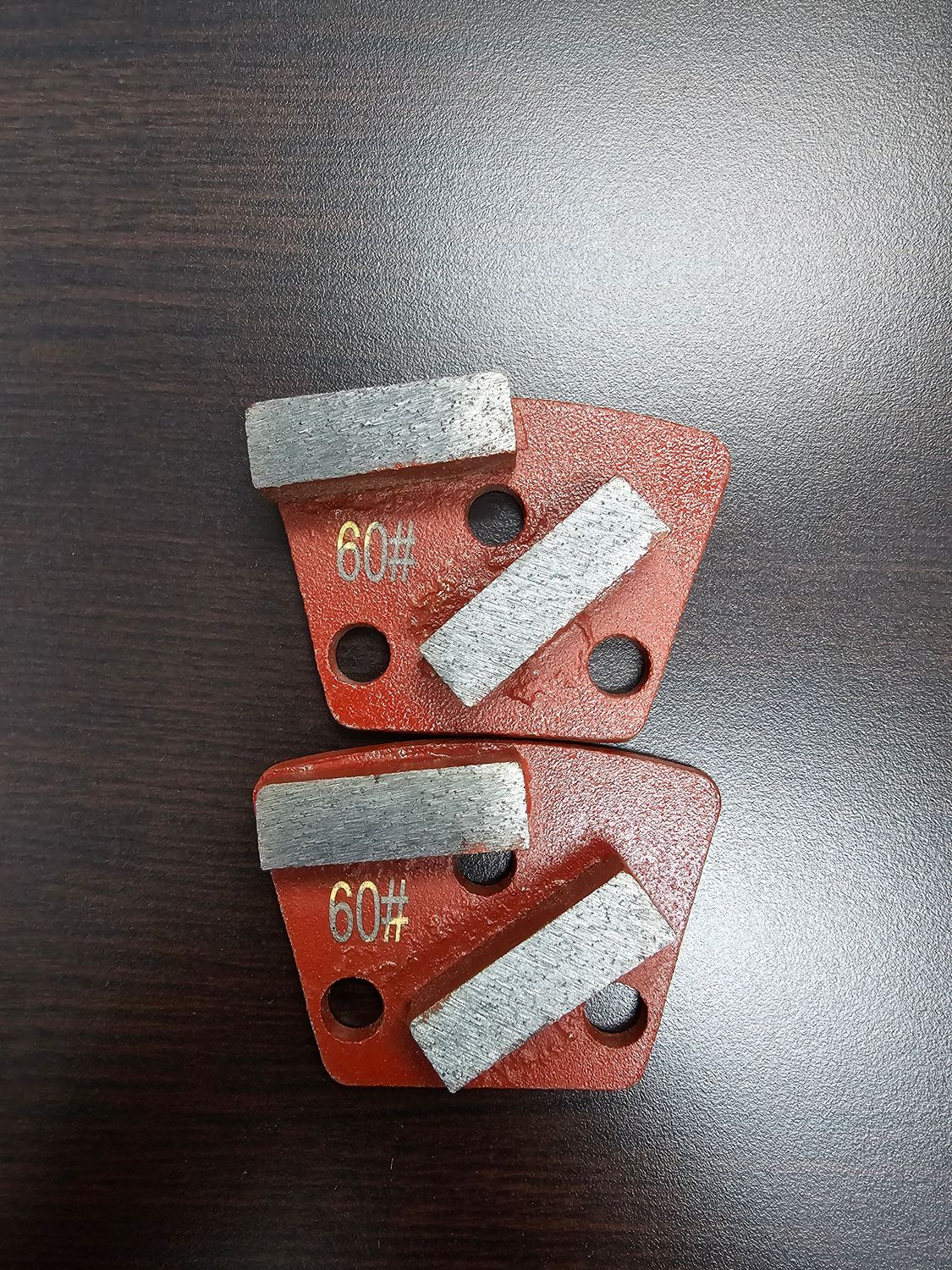 Hard Bond 2 Segment Abrasive Pad 60 Grit Wet/Dry for Soft Concrete