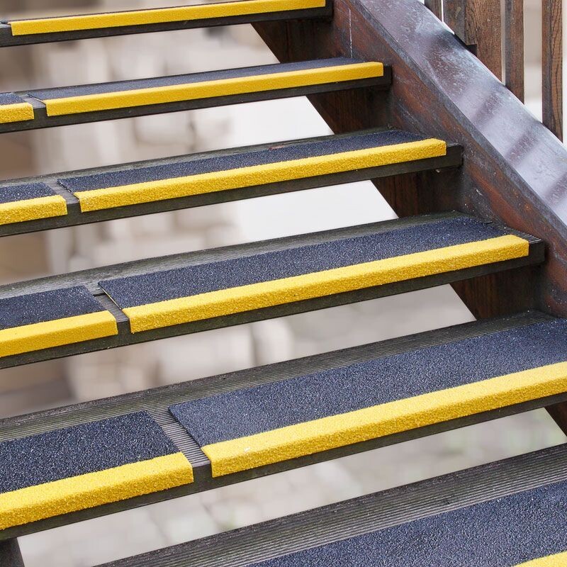 Anti-Slip GRP Step Cover Medium Traffic Black with yellow edge Size 230x600x30mm