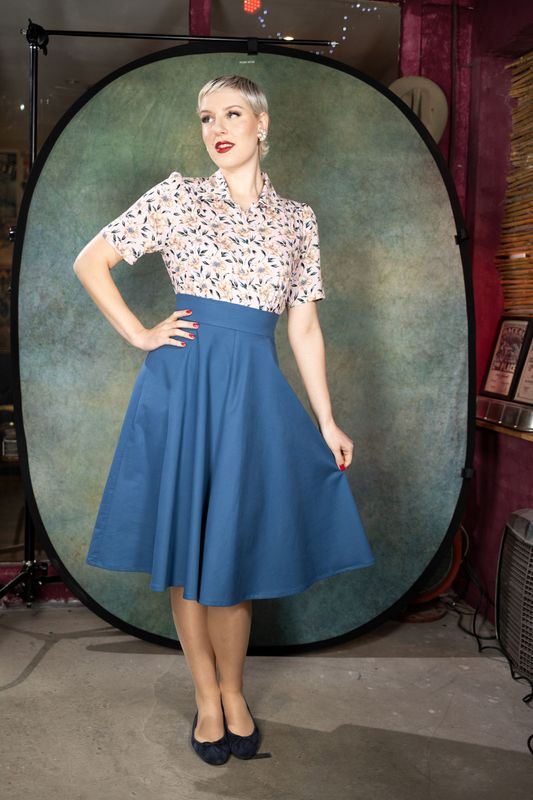 Jeanette, kurzärmeliges 40er Kleid mit Tellerrock