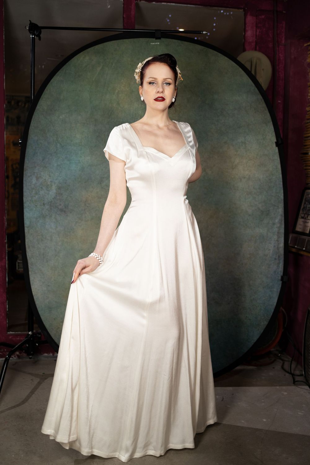 Audrey, leichtes Brautkleid aus Viskose im Stil der 50er