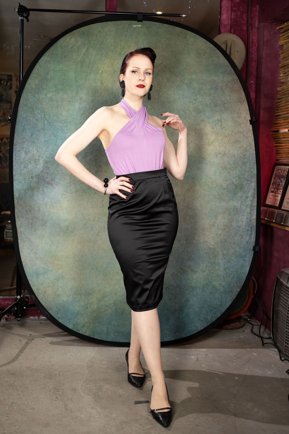 Liz eleganter Bleistiftrock aus schwarzem Satin