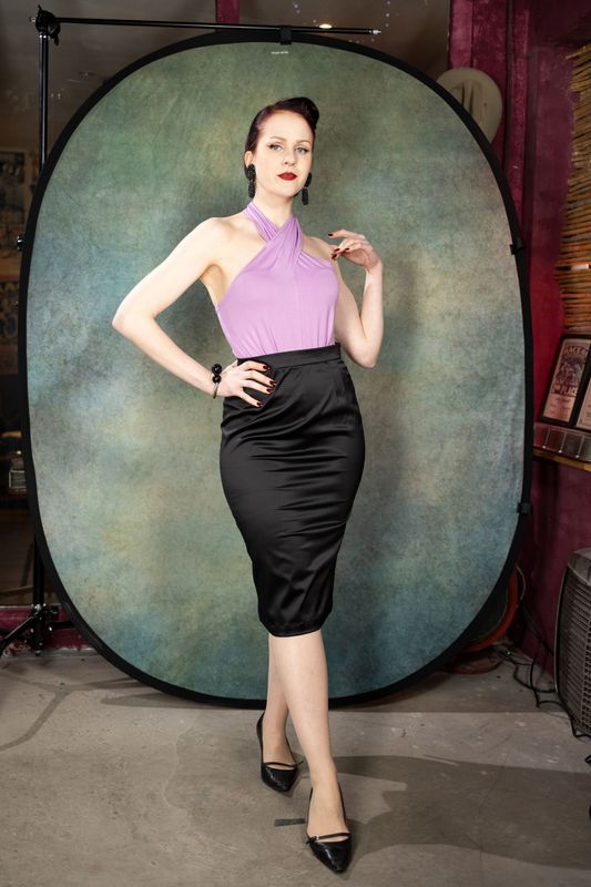 Liz eleganter Bleistiftrock aus schwarzem Satin