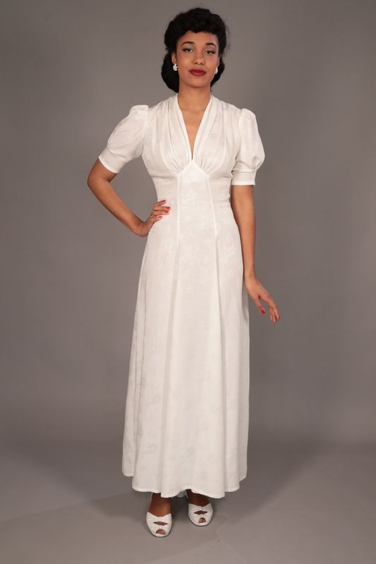 Mabel, leichtes Brautkleid aus Viskose im Stil der 40er