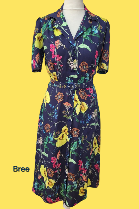 Bree, geknöpftes Blusenkleid mit Reverskragen Bree, geknöpftes Blusenkleid mit Reverskragen