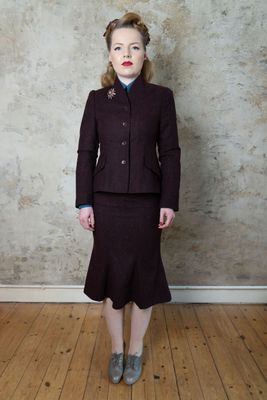 40er Jahre Mode Schößchenjacke