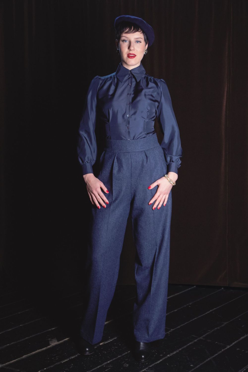 Doreen, langärmelige Bluse im Stil der 40er Jahre Doreen, langärmelige Bluse im Stil der 40er Jahre