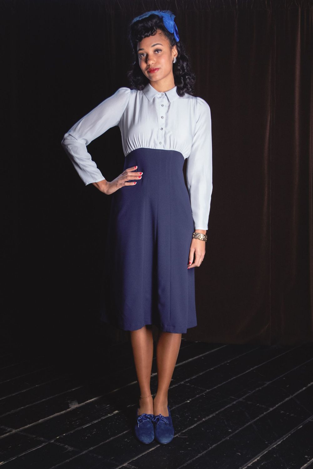 Gilda, elegantes Tageskleid aus zweierlei Stoff im Stil der 40er Gilda, elegantes Tageskleid aus zweierlei Stoff im Stil der 40er