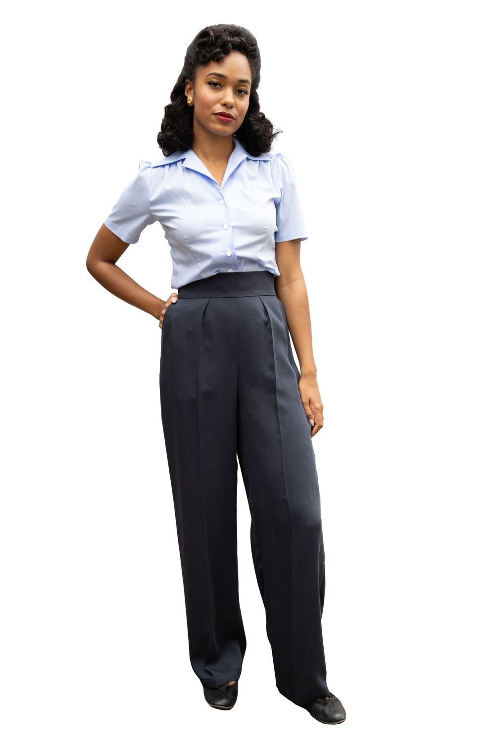 Bluse Ashley – 40er Jahre Vintage Bluse aus Baumwolle Bluse Ashley – 40er Jahre Vintage Bluse aus Baumwolle, tailliert mit elegantem Kragen, handgefertigt in Berlin