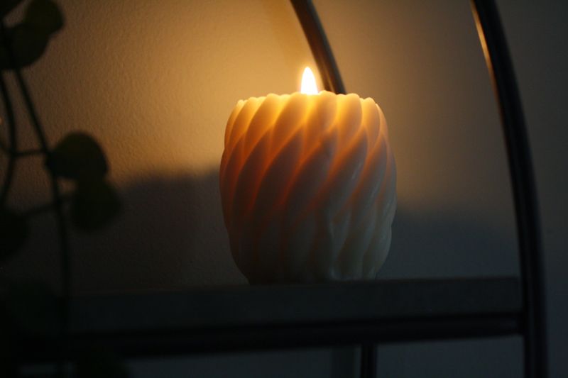 Geometric Twist (small)