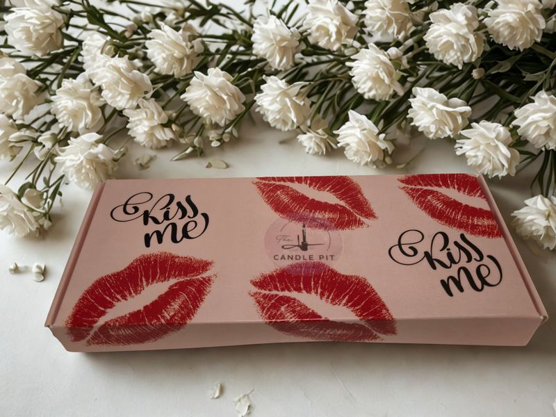 Rhubarb and Strawberry Wax Melt Gift Box - Berry Much In Love