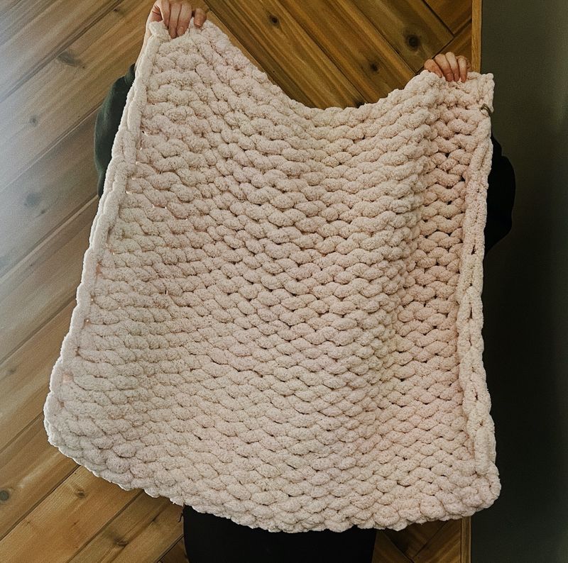 SMALL -  ONE TONE CHUNKY KNIT