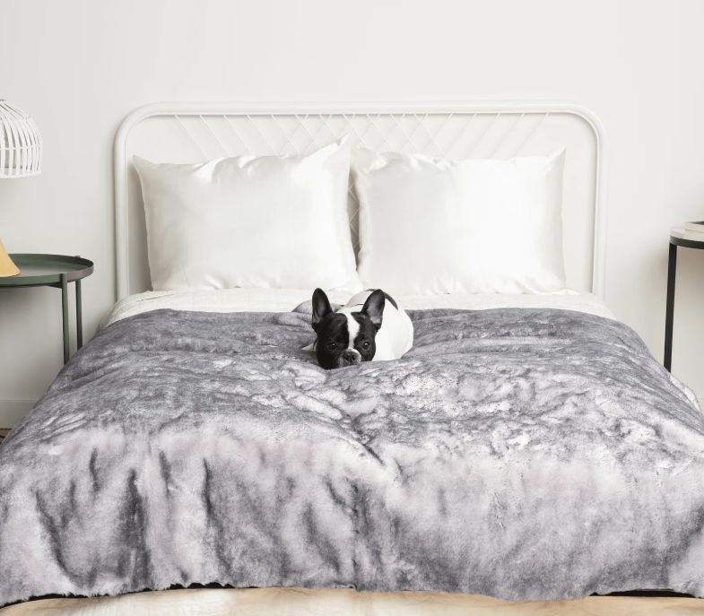 PUP PROTECTOR LUX FAUX CHINCHILLA WATERPROOF FUR BLANKET