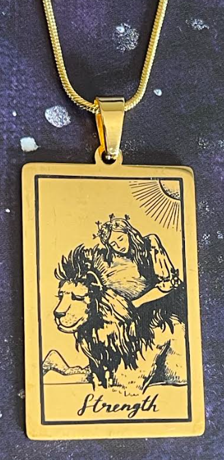 Pendant Tarot Card - Strength Neckless