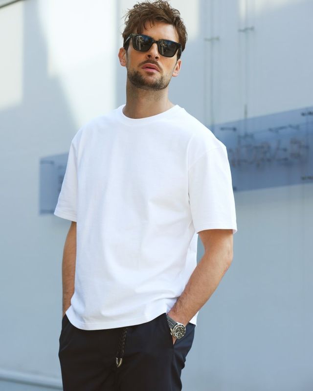 Big Daddy - White Oversized T-Shirt (English)