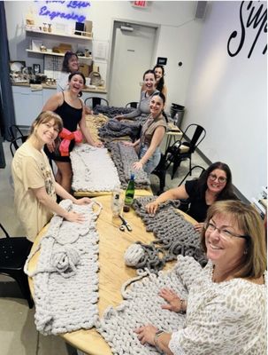 10/25/24 Chunky Knit Blanket Workshop @ Suwanee 5PM-8PM