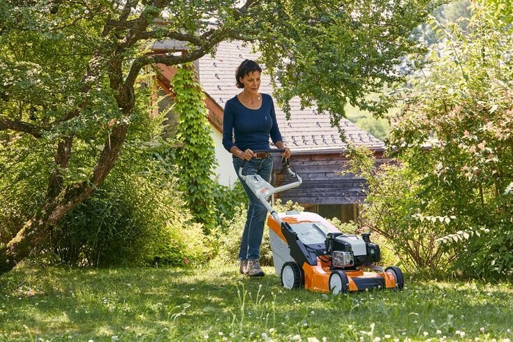 STIHL Benzin Rasenmäher