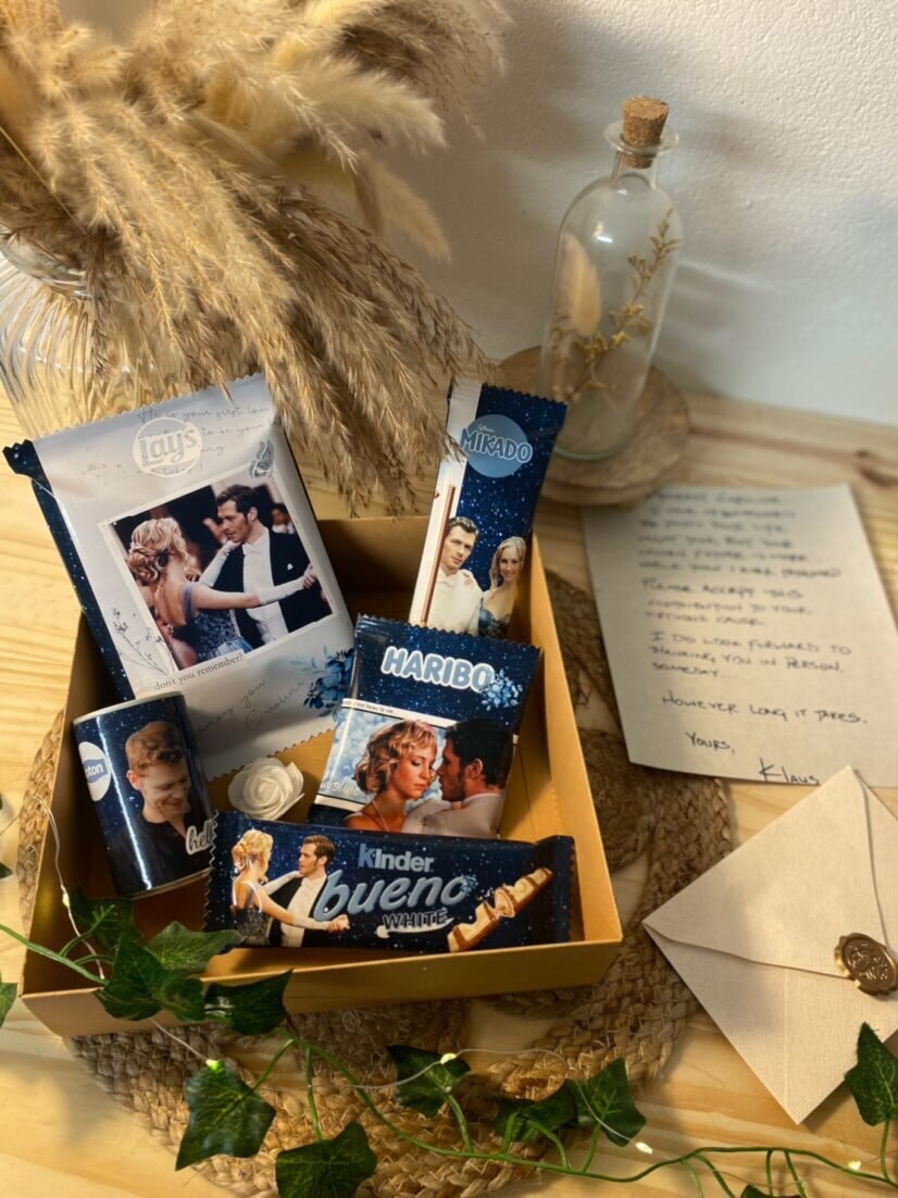 Box Caroline et Klaus ( Vampire diaries)