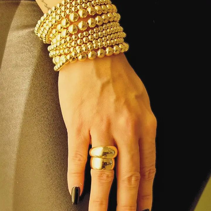 (I55-59) Gold Filled Medium Bead Bracelet