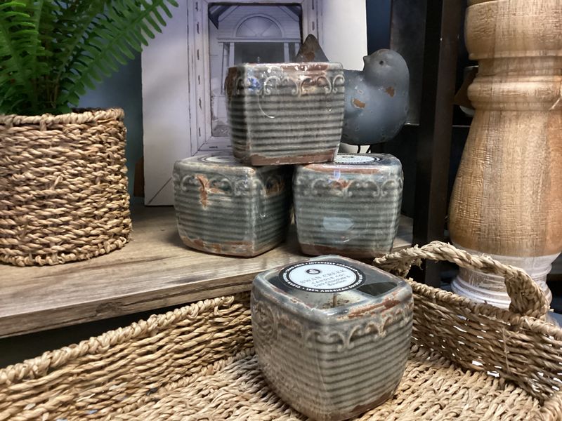 Vintage Square Pot, Dark Chocolate &amp; Bourbon