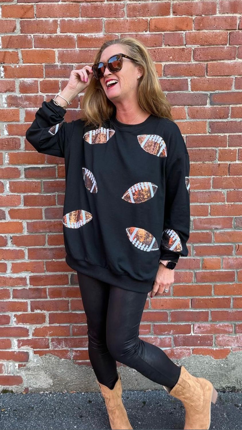Sweatshirt Black With Football, Size: S/M
