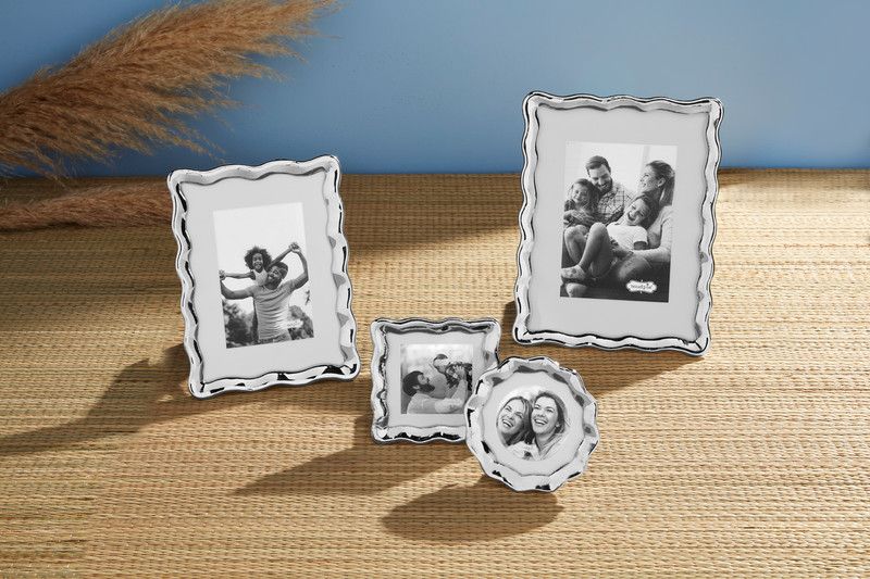 Square Wavy Metal Mini Frame