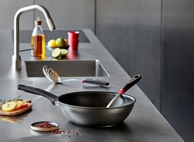 Titanium Fusion Induction Non-Stick Wok 28Cm