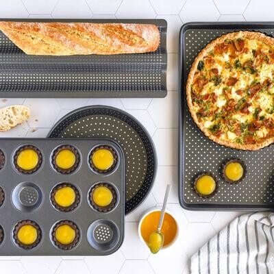 Muffin Trays and Muffin Pans