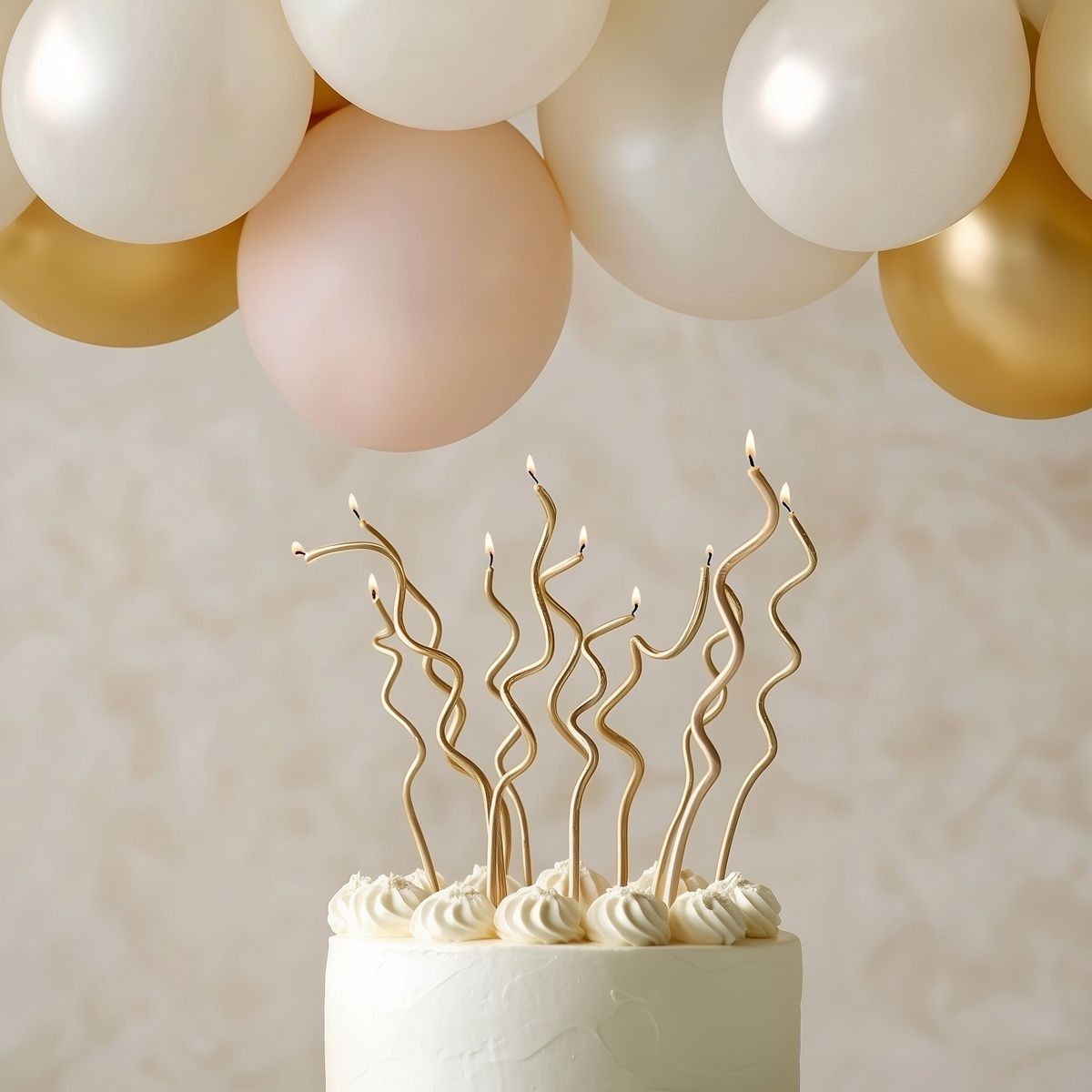 13cm Swirly Cake Candles Gold (Pack of 16)