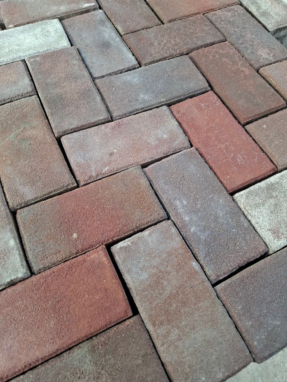Kei formaat donker genuanceerd op pallets