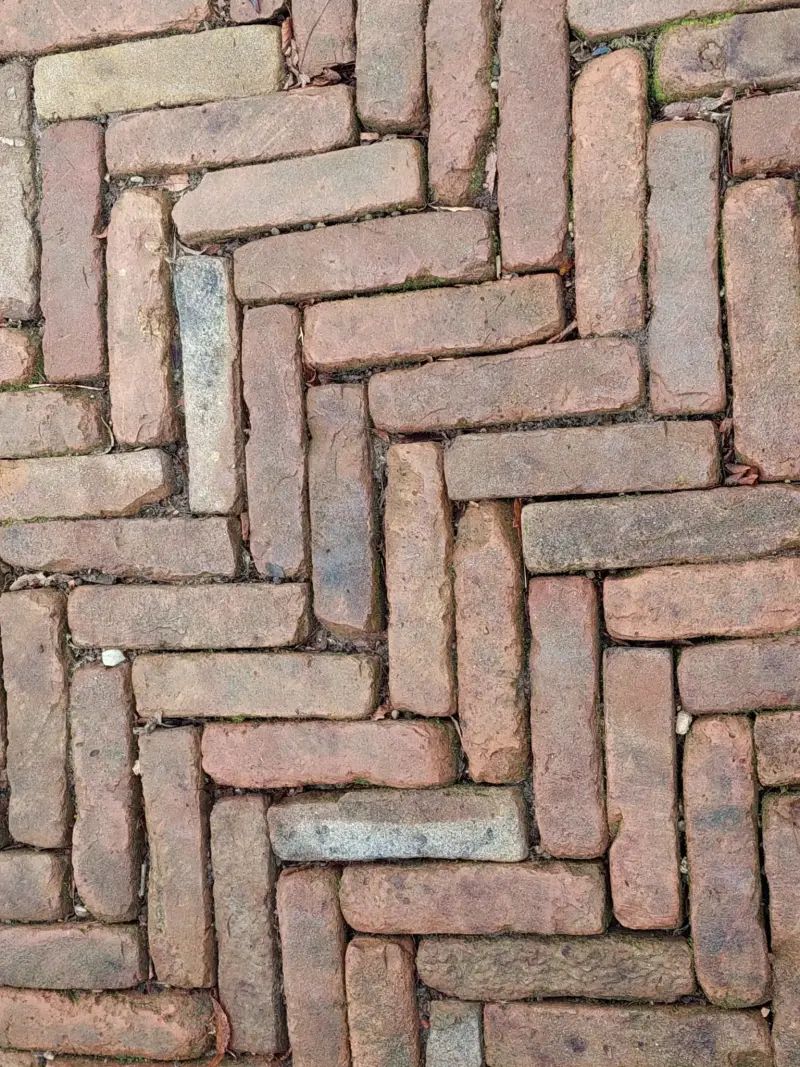 Oude waaltjes type Ijsselmeer op pallets