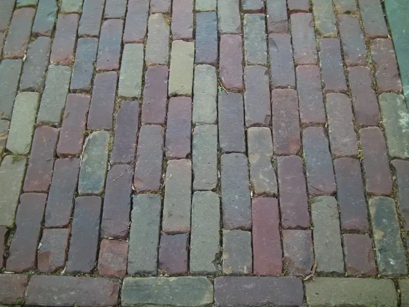 Oude dikformaat type Eindhoven op Pallets