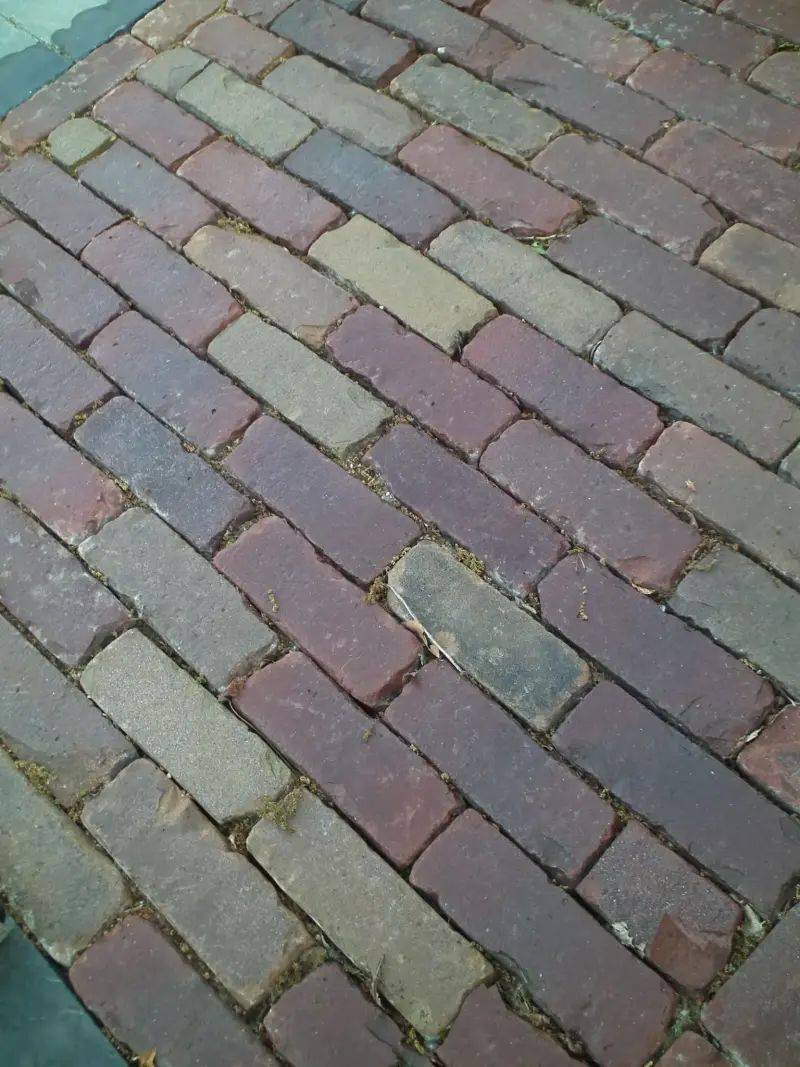 Oude dikformaat type Eindhoven op Pallets