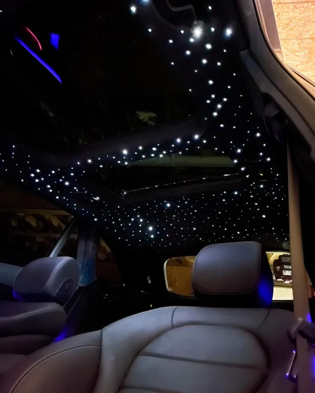 600 Stars Twinkle with Installation