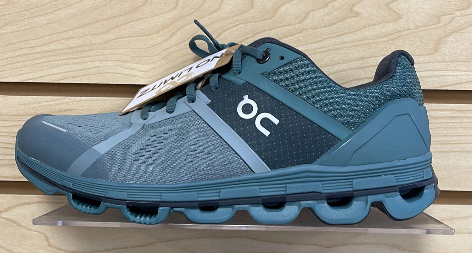 ON Cloud Men&#39;s Sz 8 Green