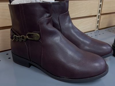 Girls Boots