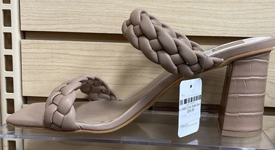DV WMS Cafe Sella Size 10