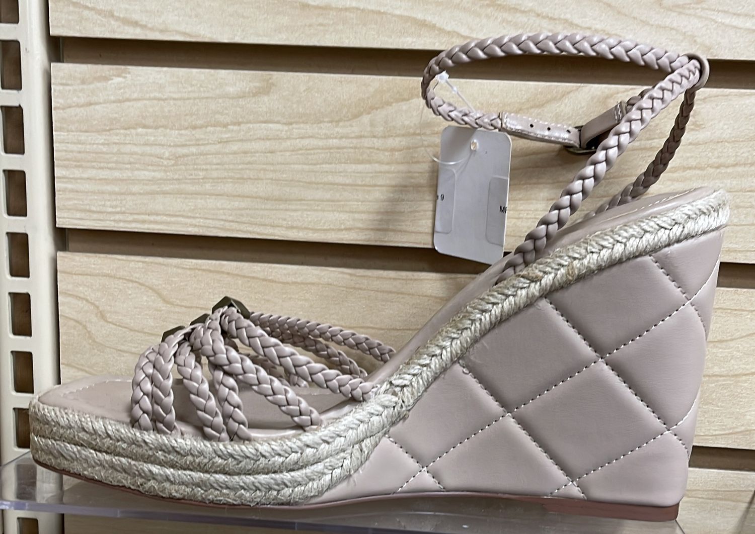 MF WMS Hayla Wedge Size 9